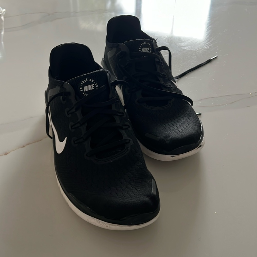 Nike Free Runs